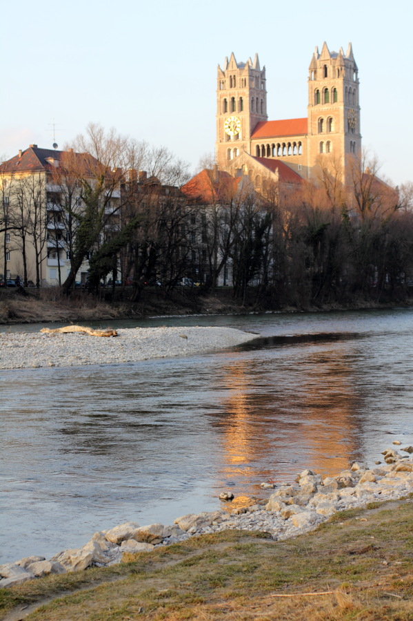 Lokation: Deutschland | Bayern | München | Isarvorstadt Kategorien: Fluss, Datum: 21.03.2013