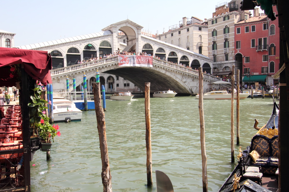 Lokation: Italien | Veneto | Venezia | Venedig Kategorien: Brücke, Datum: 22.08.2011