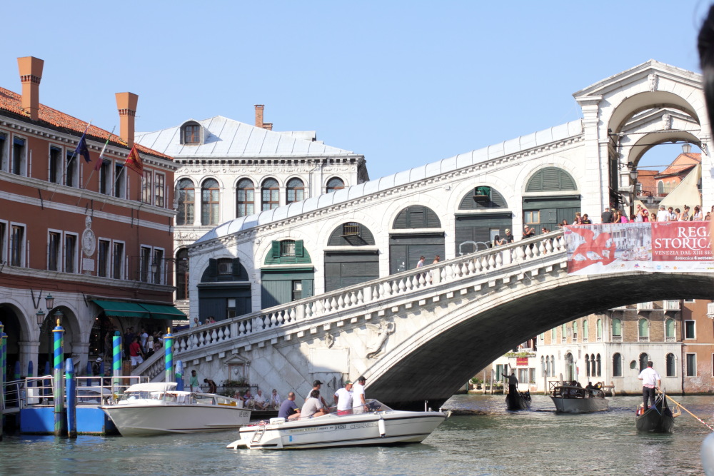Lokation: Italien | Veneto | Venezia | Venedig Kategorien: Brücke, Datum: 23.08.2011