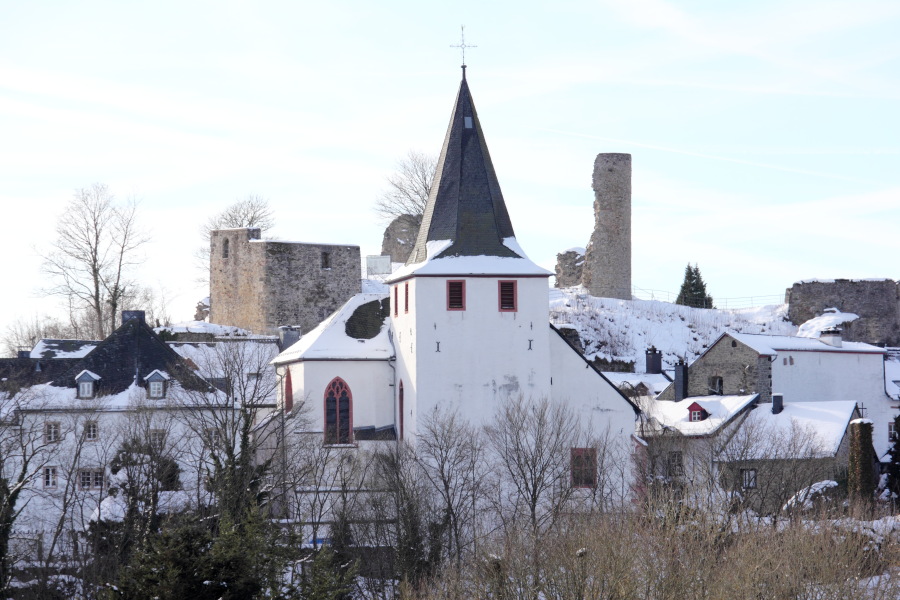 Lokation: Deutschland | Rheinland-Pfalz | Kerschenbach | Kronenburg Kategorien: Dorf, Datum: 07.02.2015