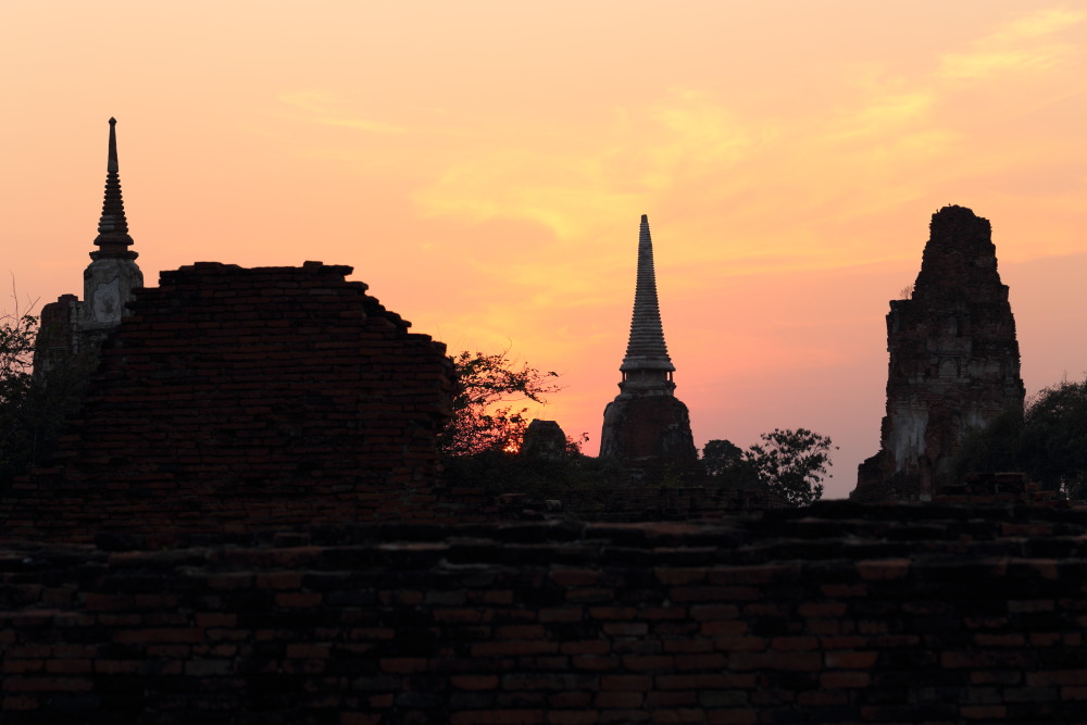 Lokation: Thailand | Phranakhon Si Ayutthaya | Pharnakhon Si Ayutthaya | Ayutthaya Kategorien: Sonnenauf-,untergang, Datum: 04.02.2016