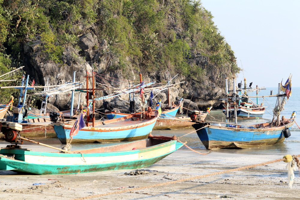 Lokation: Thailand | Prachuap Khirikhan | Kui Buri | Ban Khao Daeng Kategorien: Boote, Datum: 10.02.2016