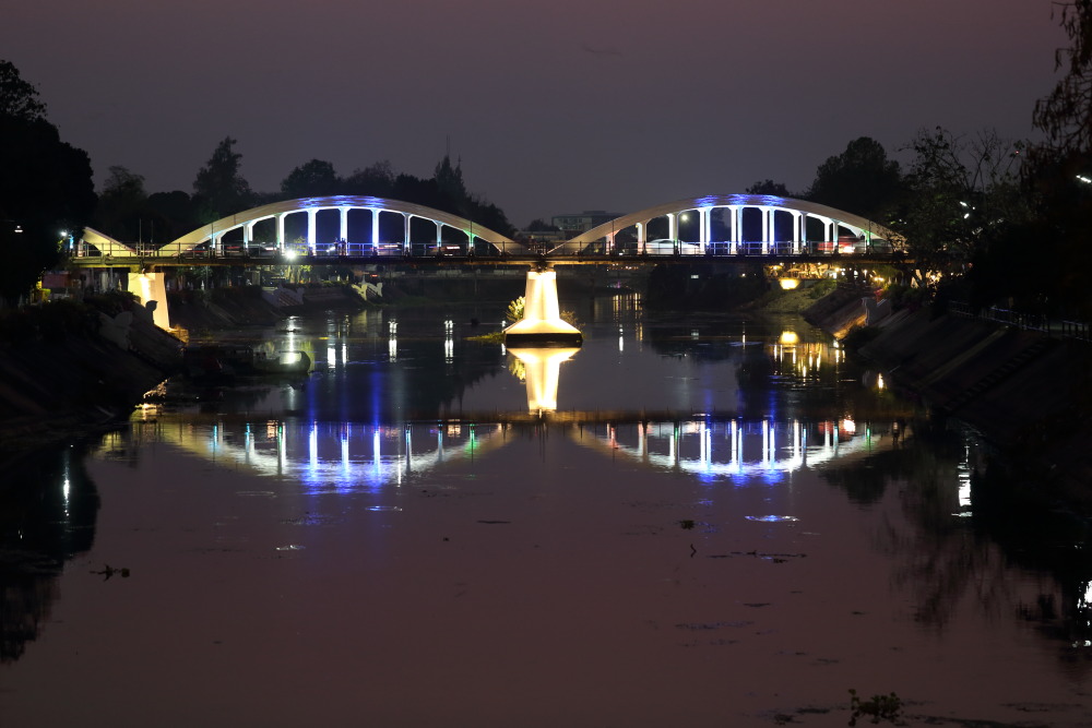 Lokation: Thailand | Lampang | Muang Lampang | Lampang Kategorien: Brücke, Datum: 19.02.2016
