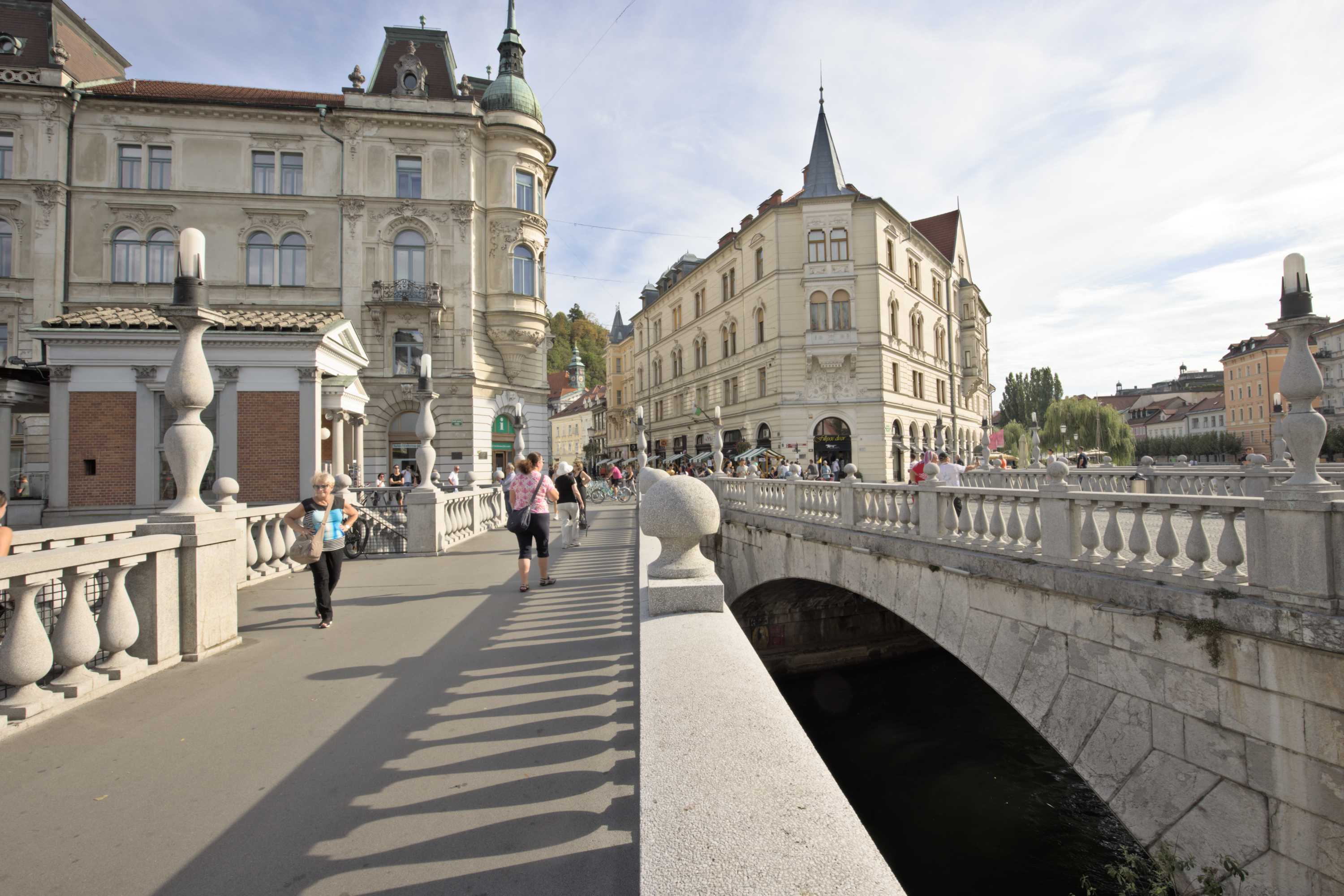 Lokation: Slowenien | Westslowenien | Zentralslowenien | Ljubljana Kategorien: Brücke, Datum: 07.09.2022