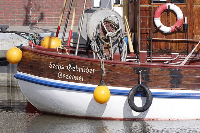 Lokation: Ostfriesland, Greetsiel Kategorien: Boote, Datum: 17.07.2005