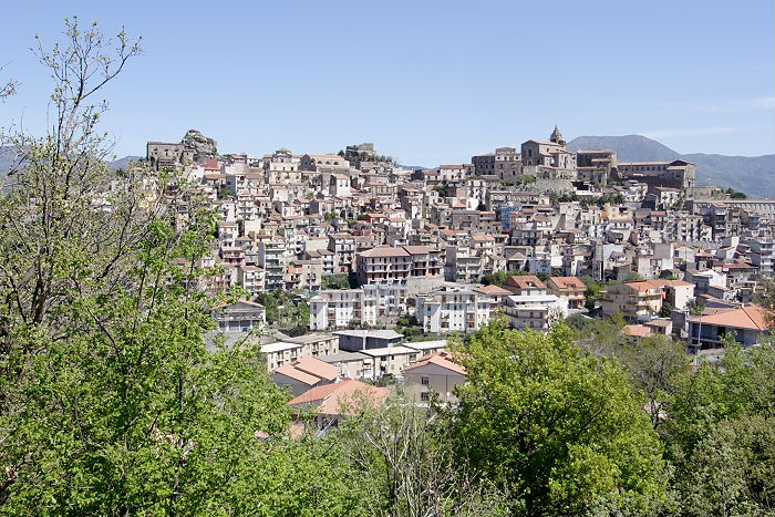 Lokation: Sizilien, Ätna Kategorien: Dorf, Datum: 15.04.2006