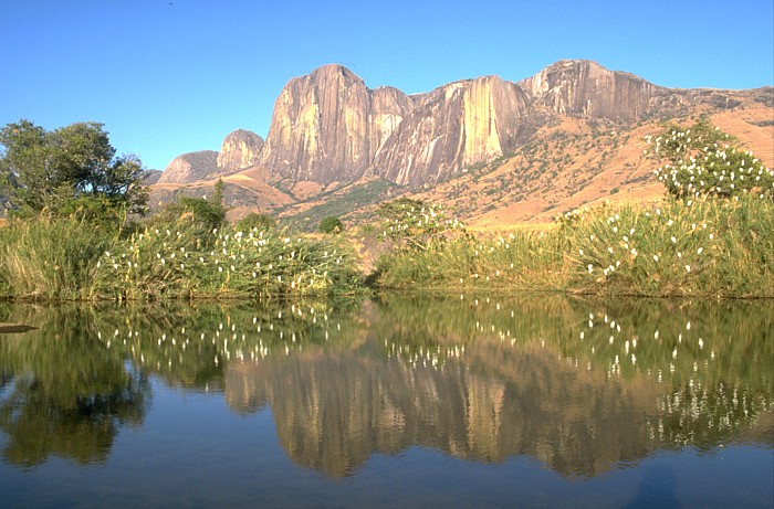 Lokation: Madagaskar, Andringitragebirge Kategorien: Fluss, Datum: 27.07.2000