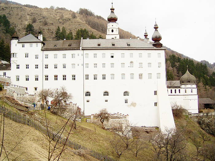 Lokation: Südtirol, Kloster Kategorien: Kirche, Datum: 30.03.2005
