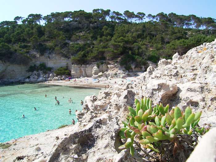 Lokation: Menorca Kategorien: Landschaft, Meer, Felsen, Datum: 30.06.2004