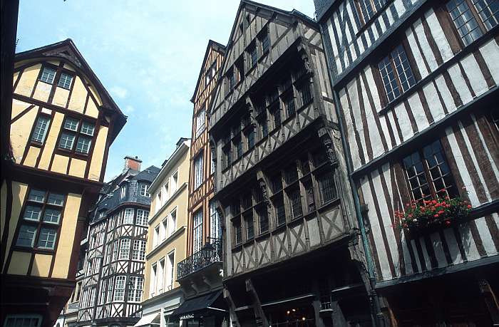 Lokation: Normandie, Rouen Kategorien: Gebäude, Datum: 16.08.2002