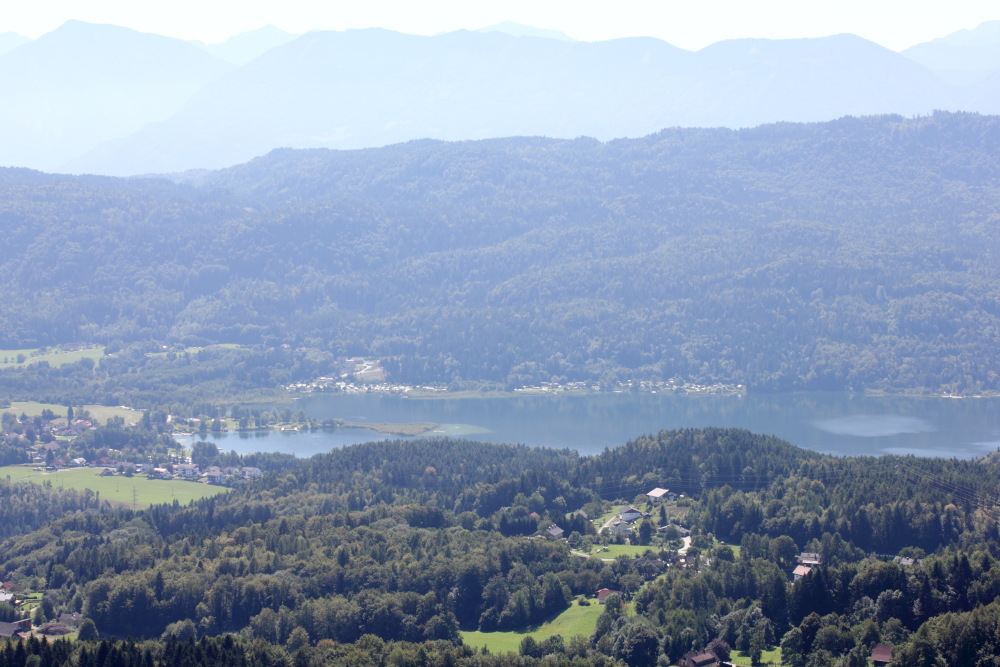 Lokation: Österreich | Kärnten | Linden | Linden Kategorien: See, Berge, Datum: 18.08.2011