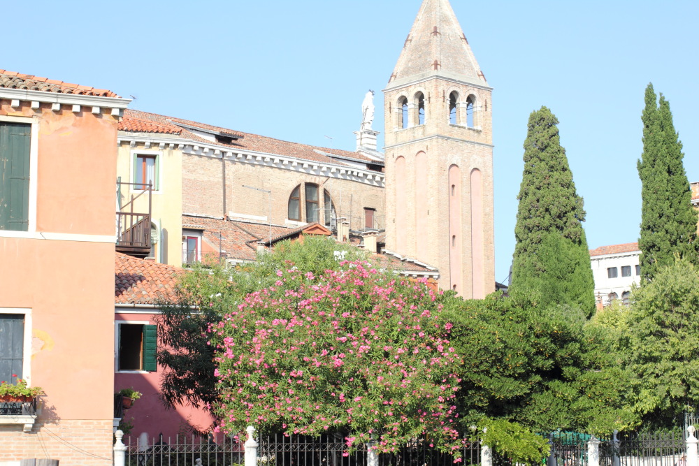 Lokation: Italien | Veneto | Dorsoduro | Sestière di Dorsoduro Kategorien: Gebäude, Datum: 23.08.2011