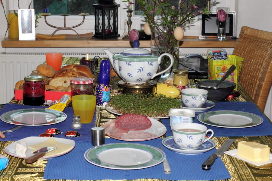 Lokation: Deutschland | Nordrhein-Westfalen | Bergisch Gladbach | Rodemich Kategorien: Datum: 08.04.2012