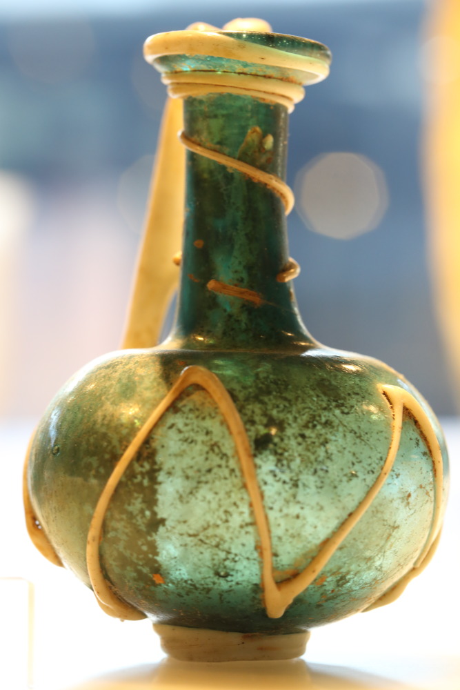 Lokation: Deutschland | Nordrhein-Westfalen | Köln | Altstadt Nord Kategorien: Gefäße, Datum: 09.01.2016