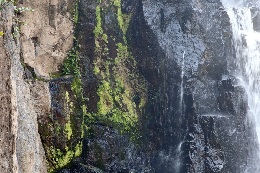 Lokation: Thailand | Nakhon Nayok | Pak Phli | Ban Khlong Pun Kategorien: Wasserfall, Datum: 04.02.2016