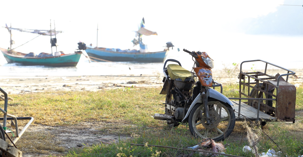 Lokation: Thailand | Prachuap Khirikhan | Kui Buri | Ban Khao Daeng Kategorien: Boote, Datum: 10.02.2016