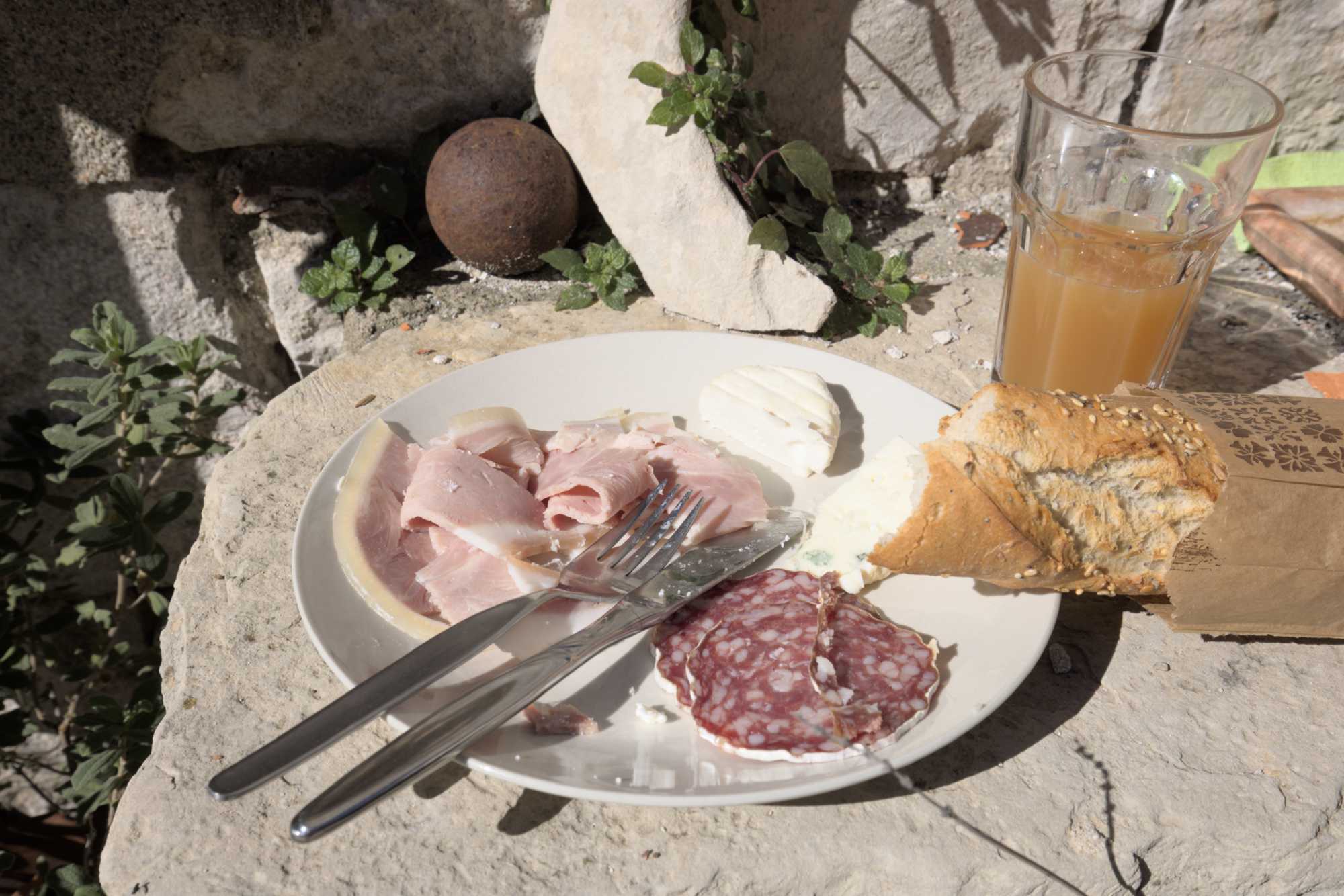 Lokation: Frankreich | Hérault | Lodève | Ganges Kategorien: Essen, Datum: 23.02.2022