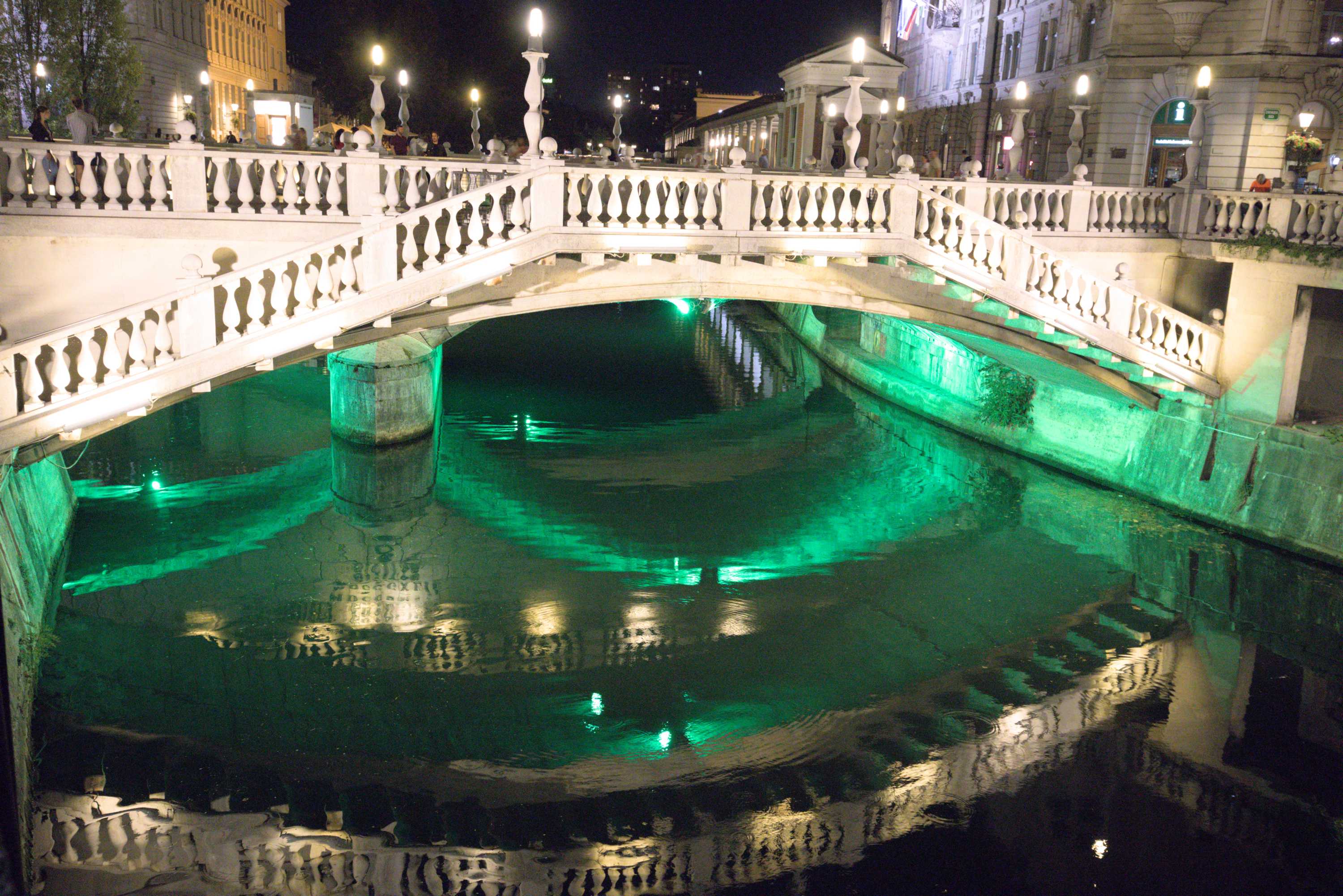 Lokation: Slowenien | Westslowenien | Zentralslowenien | Ljubljana Kategorien: Brücke, Datum: 07.09.2022
