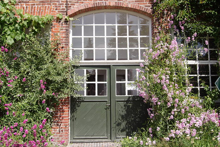 Lokation: Ostfriesland, Lütesburg Kategorien: Fenster, Datum: 13.07.2005