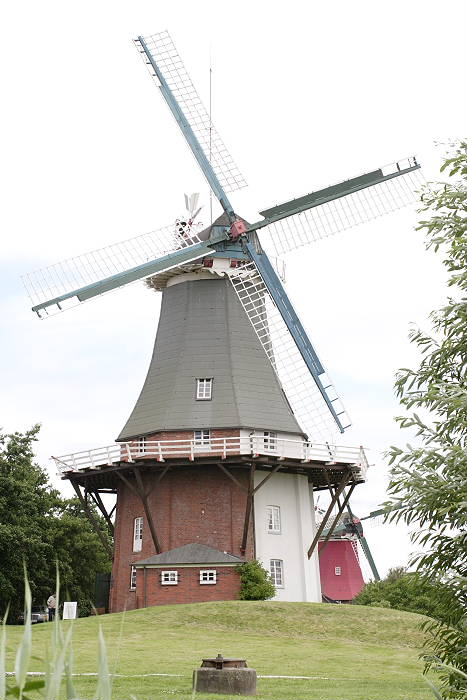 Lokation: Ostfriesland, Greetsiel Kategorien: Architektur, Datum: 17.07.2005