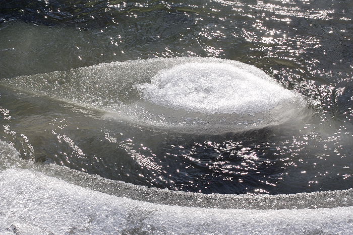 Lokation: Bad Neuenahr Kategorien: Fluss, Datum: 29.01.2006