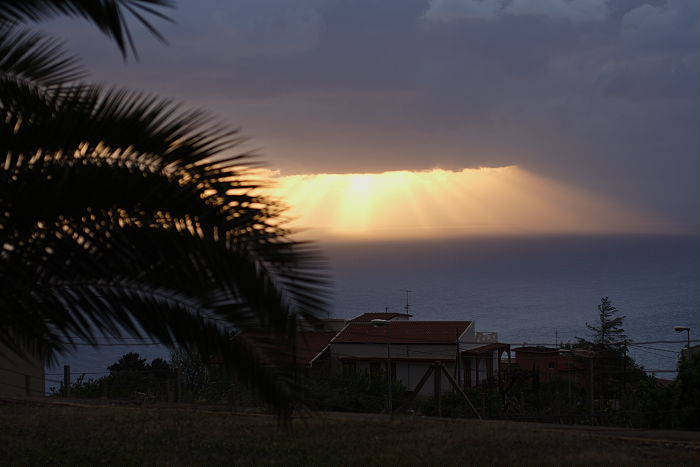 Lokation: Sizilien, Madonie Kategorien: Sonnenauf-,untergang, Datum: 12.04.2006
