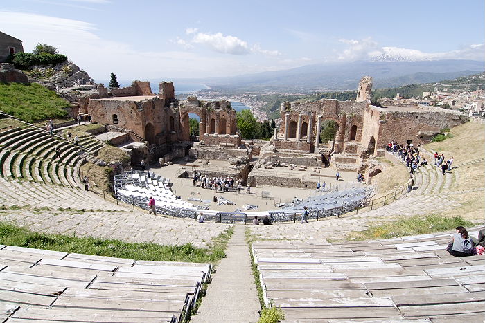 Lokation: Sizilien, Taormina Kategorien: Denkmal, Datum: 19.04.2006