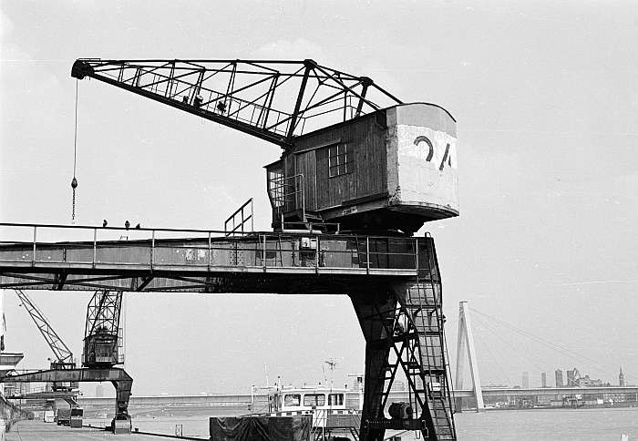 Hafenkran, Lokation: Köln Kategorien: Technik, Schwarzweiß, Datum: 27.05.1978