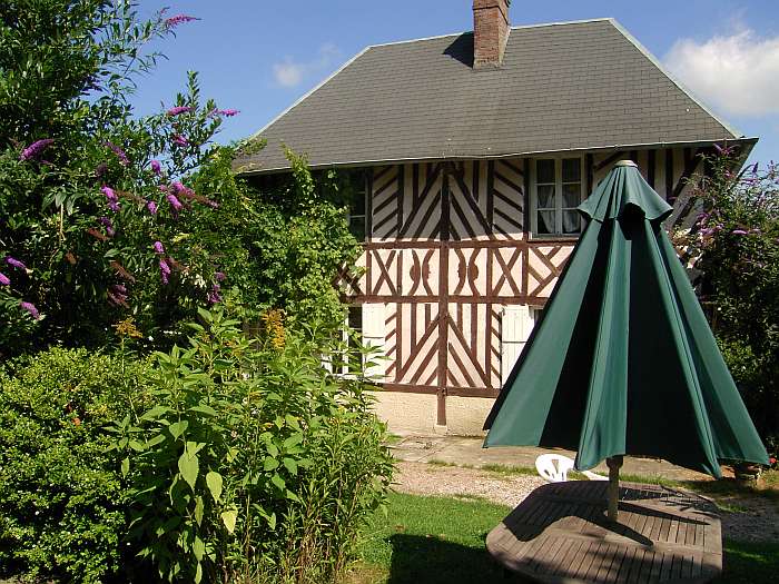 Lokation: Normandie Kategorien: Architektur, Datum: 10.08.2004