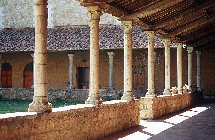 Lokation: Italien, Massa Maritima Kategorien: Kirche, Datum: 25.03.2002